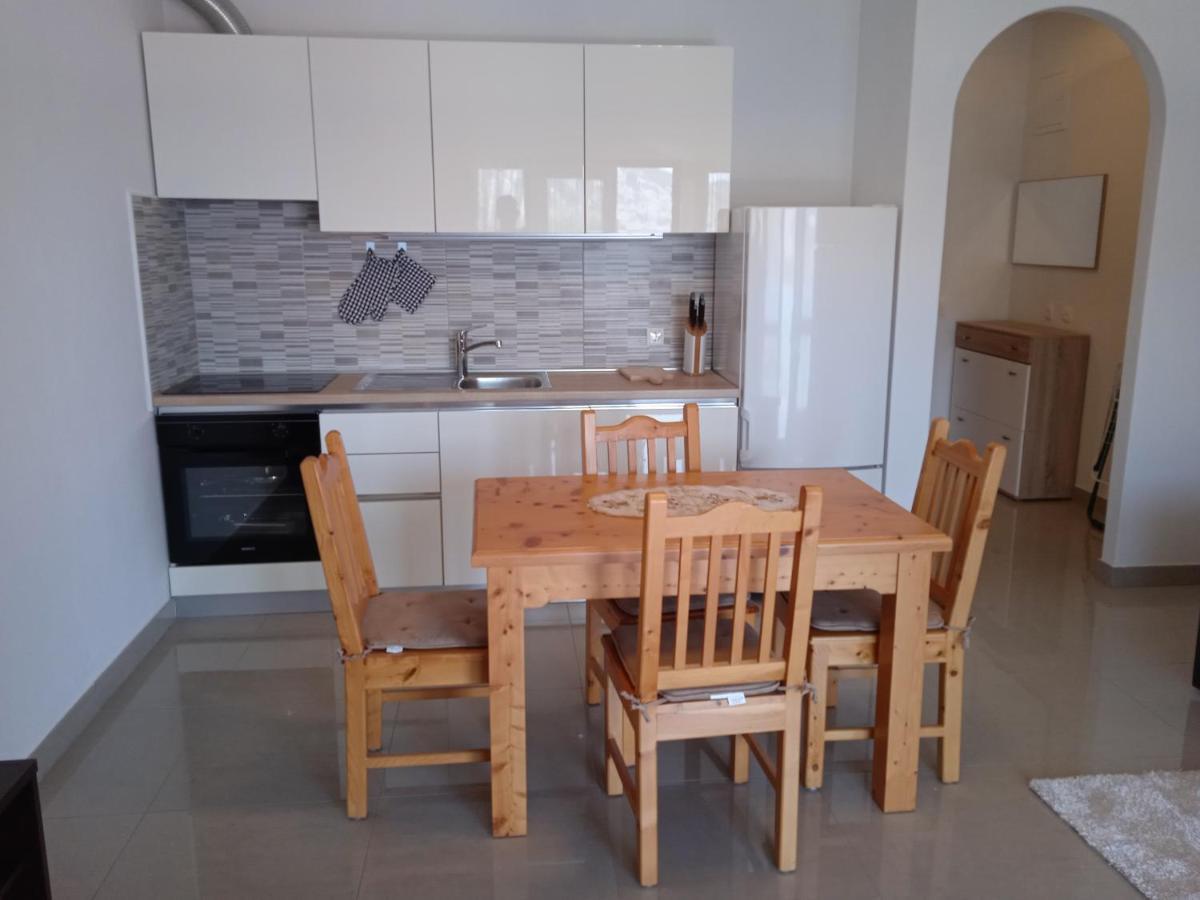 Apartments Aferdita Račišće Zewnętrze zdjęcie