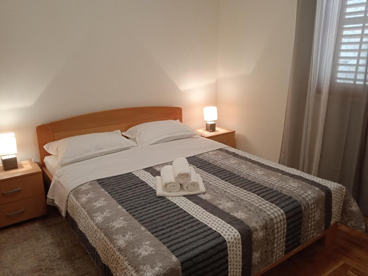 Apartments Aferdita Račišće Zewnętrze zdjęcie